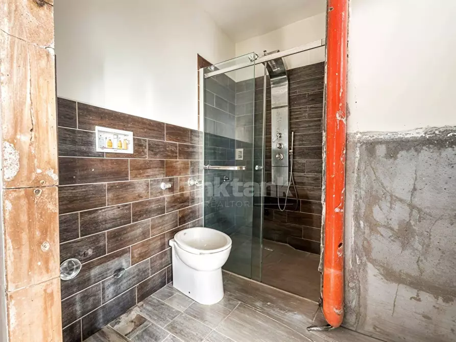 Immagine 8 di Attico in vendita  in via teocrito a Catania