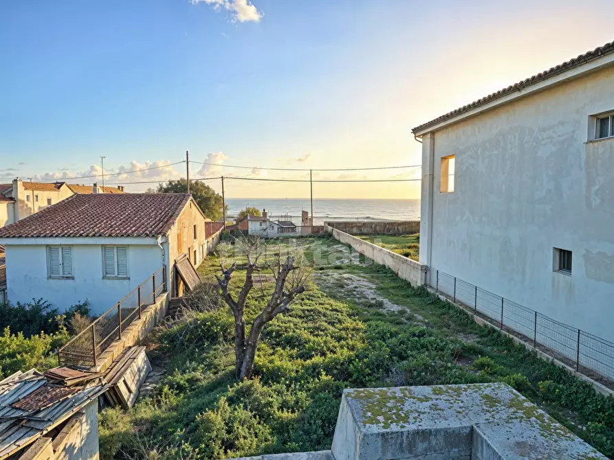 Immagine 1 di Villa in vendita  in Strada Provinciale 67 a Ispica