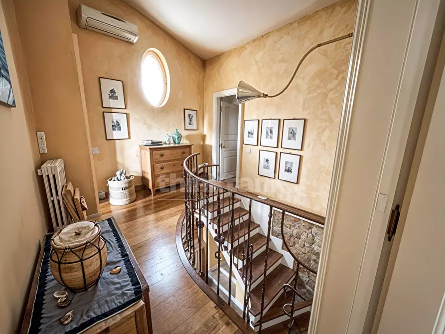 Immagine 13 di Villa in vendita  in Via Pergusa a Enna