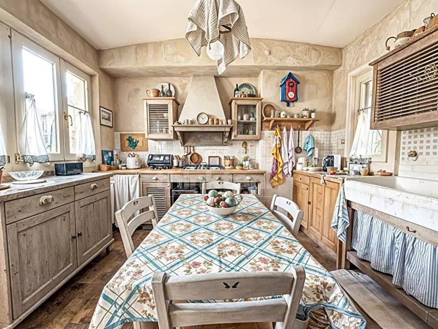 Immagine 14 di Villa in vendita  in Via Pergusa a Enna