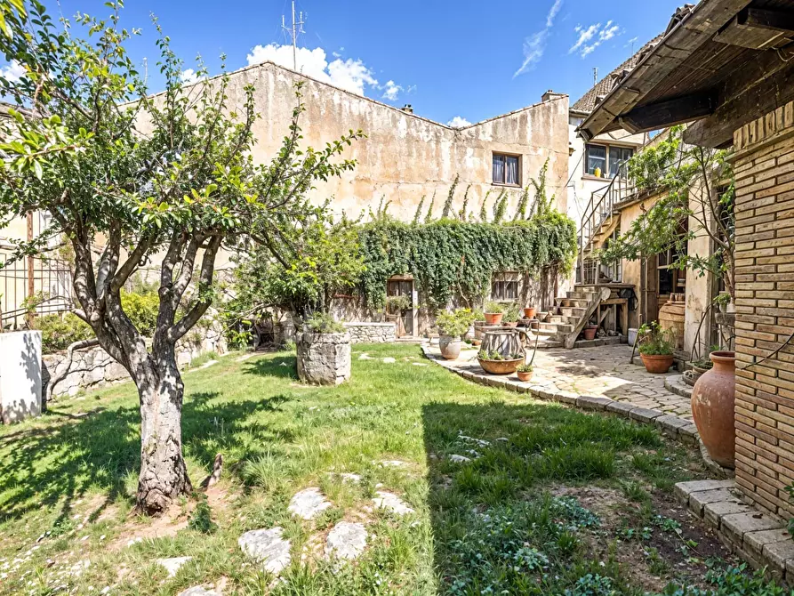 Immagine 7 di Villa in vendita  in Via Pergusa a Enna