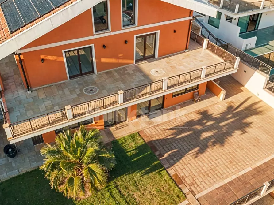 Immagine 15 di Villa in vendita  in Torre Faro a Messina