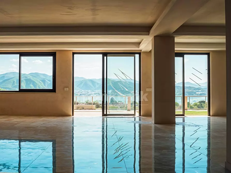 Immagine 16 di Villa in vendita  in Torre Faro a Messina