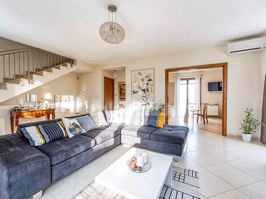 Immagine 6 di Villetta a schiera in vendita  in via Provinciale a Santa Venerina