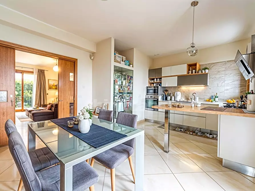 Immagine 9 di Villetta a schiera in vendita  in via Provinciale a Santa Venerina