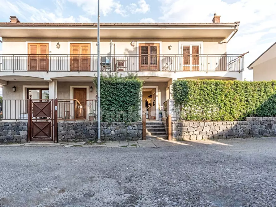 Immagine 2 di Villetta a schiera in vendita  in via Provinciale a Santa Venerina