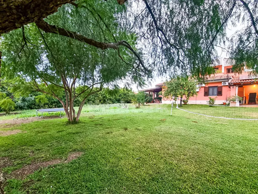 Immagine 4 di Villa in vendita  in via delle muse a Siracusa