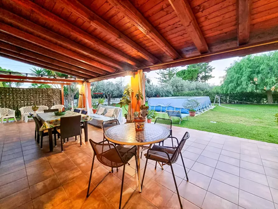 Immagine 6 di Villa in vendita  in via delle muse a Siracusa