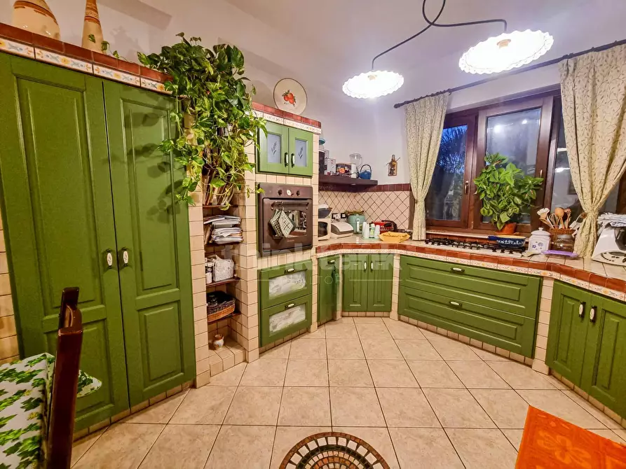 Immagine 30 di Villa in vendita  in via delle muse a Siracusa