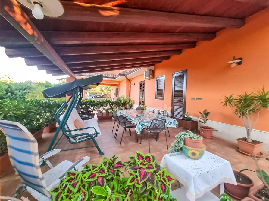 Immagine 8 di Villa in vendita  in via delle muse a Siracusa