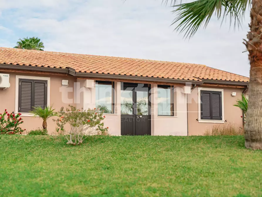 Immagine 6 di Villa in affitto  in Contrada Castelluccio a Noto