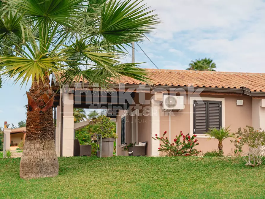 Immagine 7 di Villa in affitto  in Contrada Castelluccio a Noto