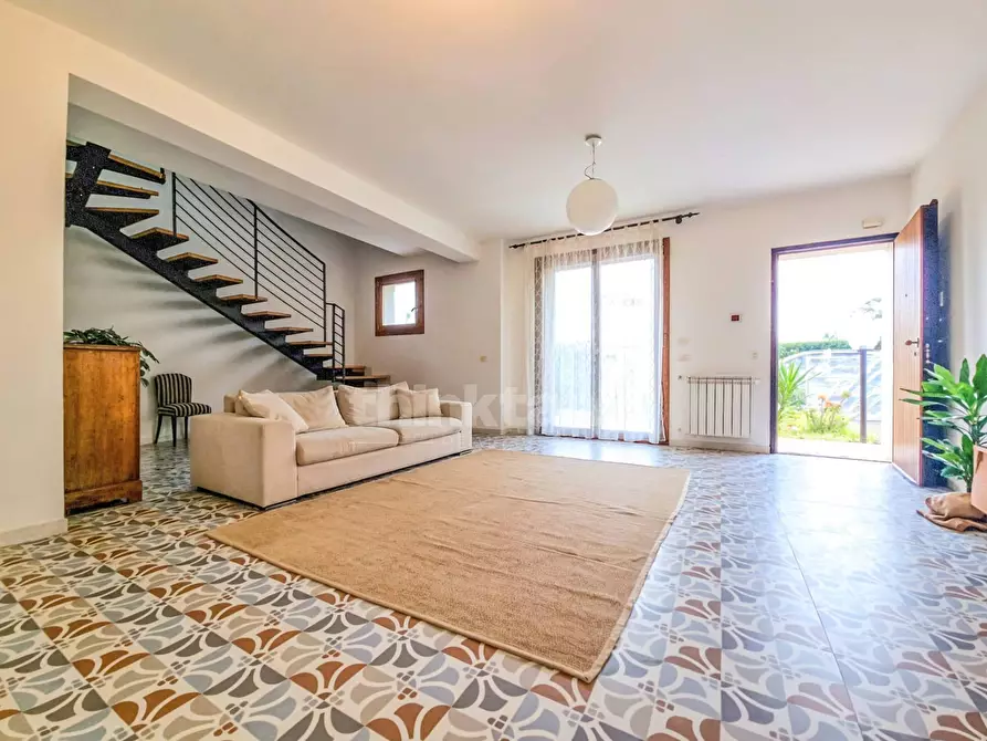 Immagine 13 di Villa in vendita  in Via del pellicano a Siracusa