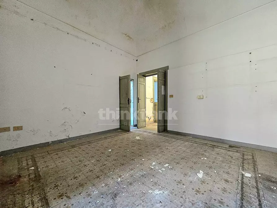 Immagine 10 di Villa in vendita  in Via Gonzaga a Rosolini