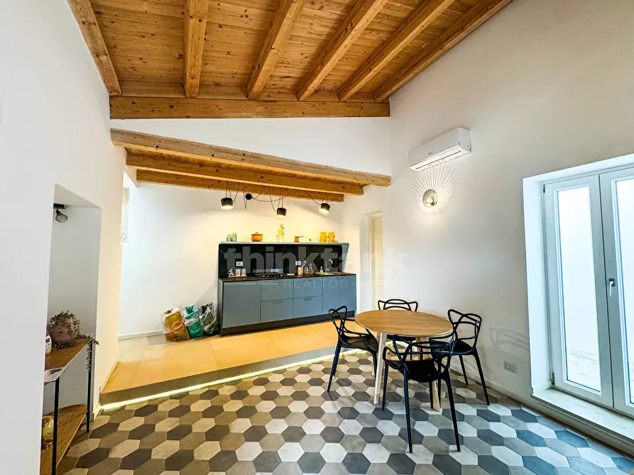 Immagine 2 di Appartamento in vendita  in Via Vittorio Veneto a Siracusa