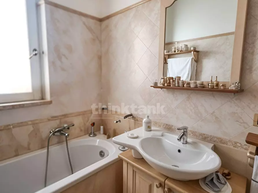 Immagine 12 di Appartamento in vendita  in via Rosario Cascino a Modica