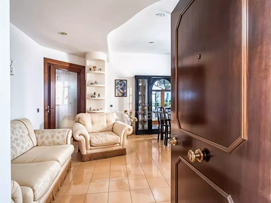 Immagine 1 di Appartamento in vendita  in via Rosario Cascino a Modica