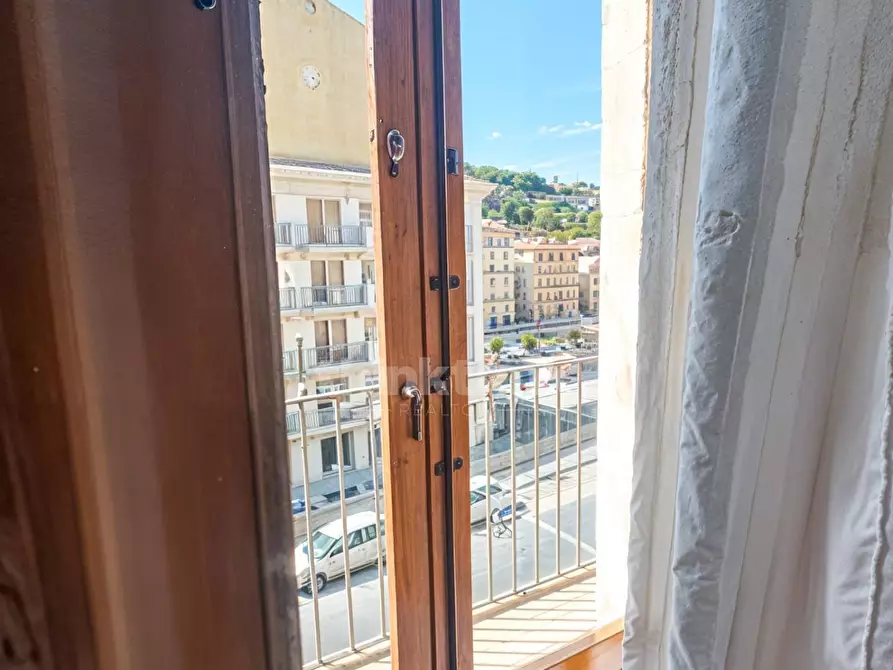 Immagine 8 di Appartamento in vendita  in via Carlo Papa a Modica