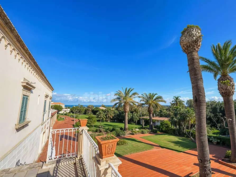 Immagine 8 di Villa in vendita  in via isola a Siracusa