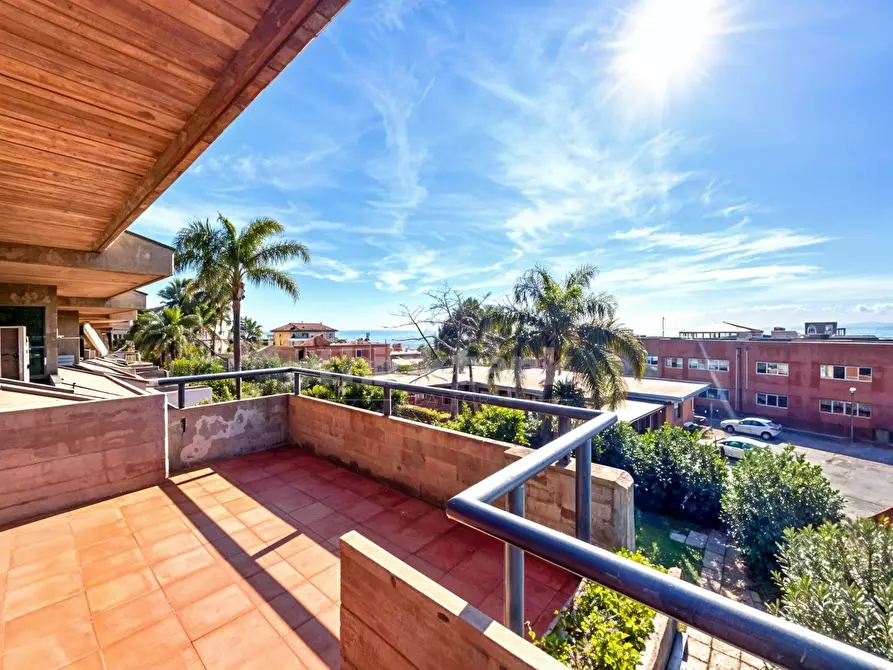 Immagine 11 di Villetta a schiera in vendita  in piazza tivoli a Tremestieri Etneo