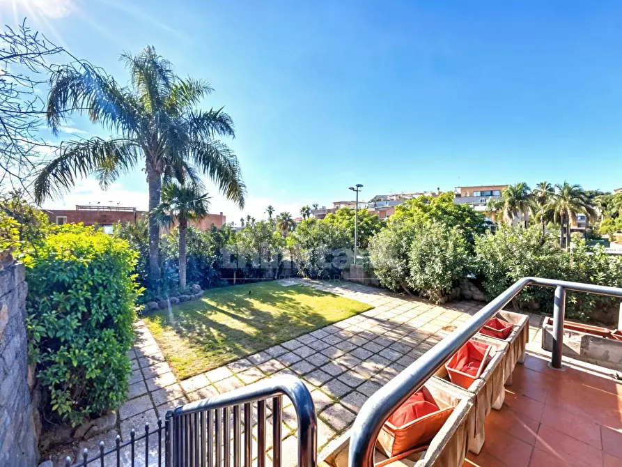 Immagine 12 di Villetta a schiera in vendita  in piazza tivoli a Tremestieri Etneo