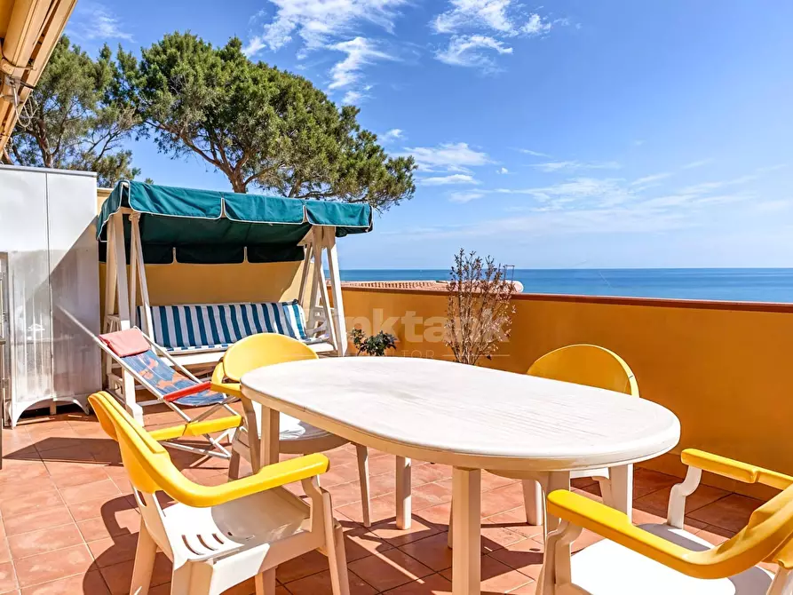 Immagine 1 di Casa indipendente in vendita  in costa saracena a Augusta