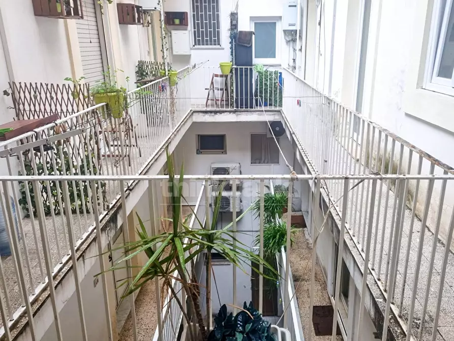 Immagine 3 di Appartamento in vendita  in via malta a Siracusa