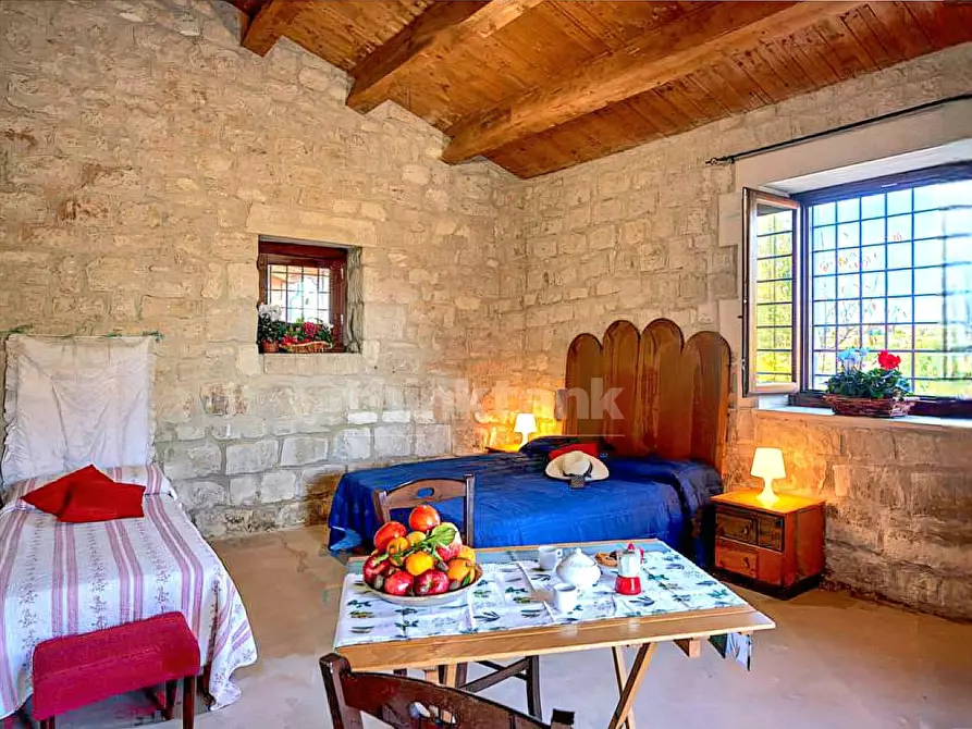 Immagine 21 di Villa in vendita  in strada provinciale 28 a Modica