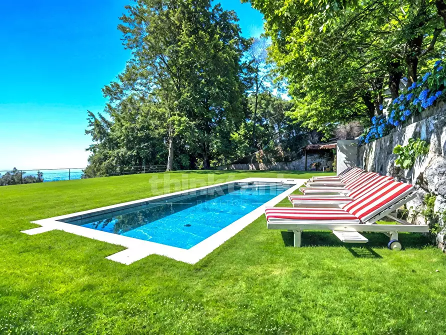 Immagine 4 di Villa in vendita  in Via Giacomo Scalini a Brunate