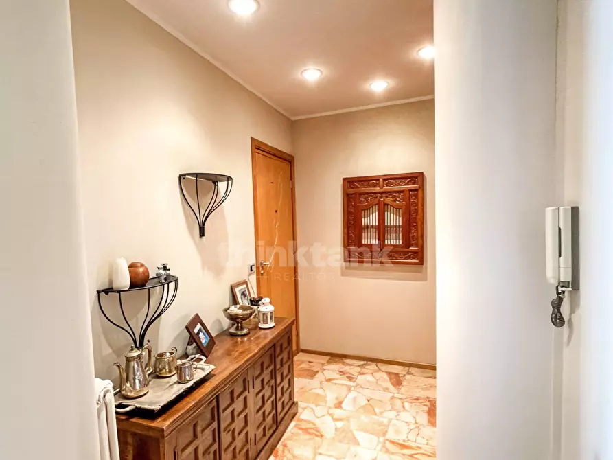 Immagine 29 di Attico in vendita  in via nuovaluce a Tremestieri Etneo