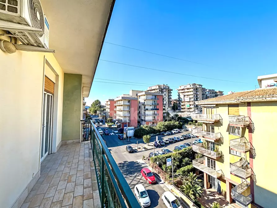 Immagine 17 di Attico in vendita  in via nuovaluce a Tremestieri Etneo