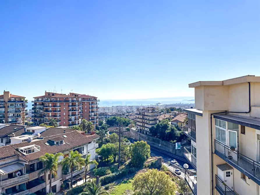 Immagine 3 di Attico in vendita  in via nuovaluce a Tremestieri Etneo