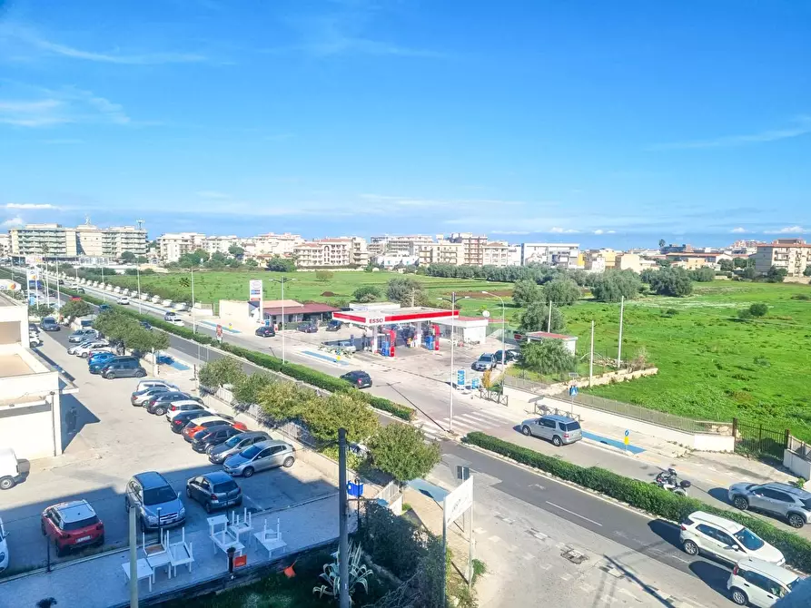 Immagine 15 di Appartamento in vendita  in scala greca a Siracusa