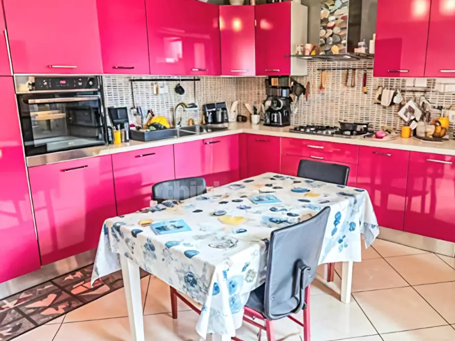 Immagine 3 di Appartamento in vendita  in Via Gramsci a Riposto