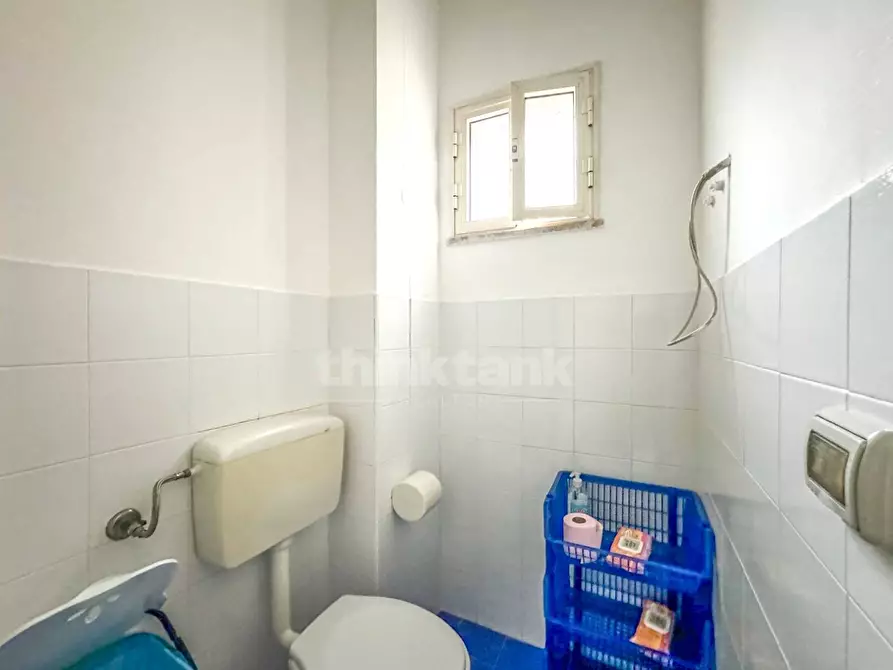 Immagine 11 di Locale commerciale in vendita  in Via senatore di Giovanni a Siracusa