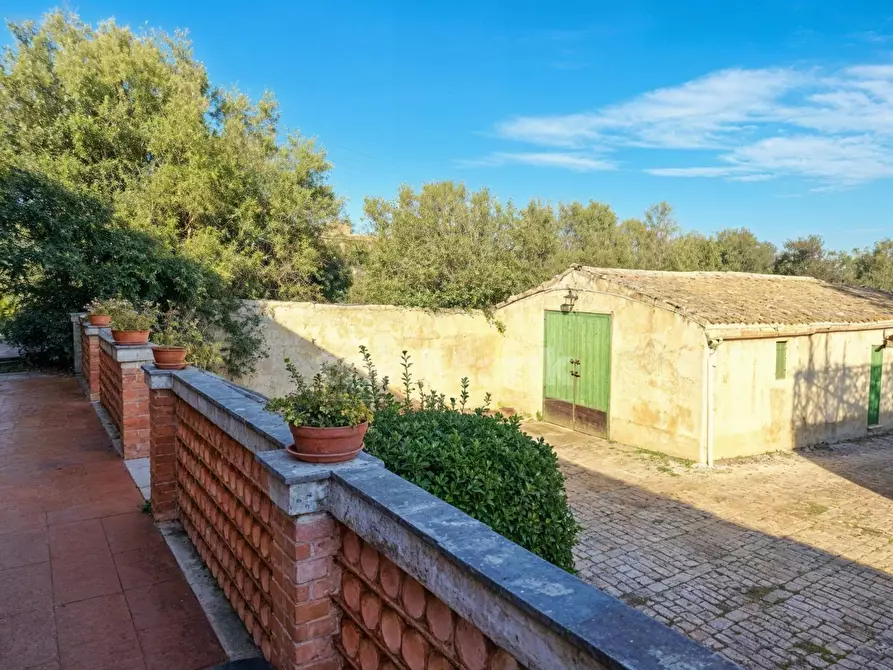 Immagine 11 di Villa in vendita  in contrada Tre Casucce Torre Arosta a Modica