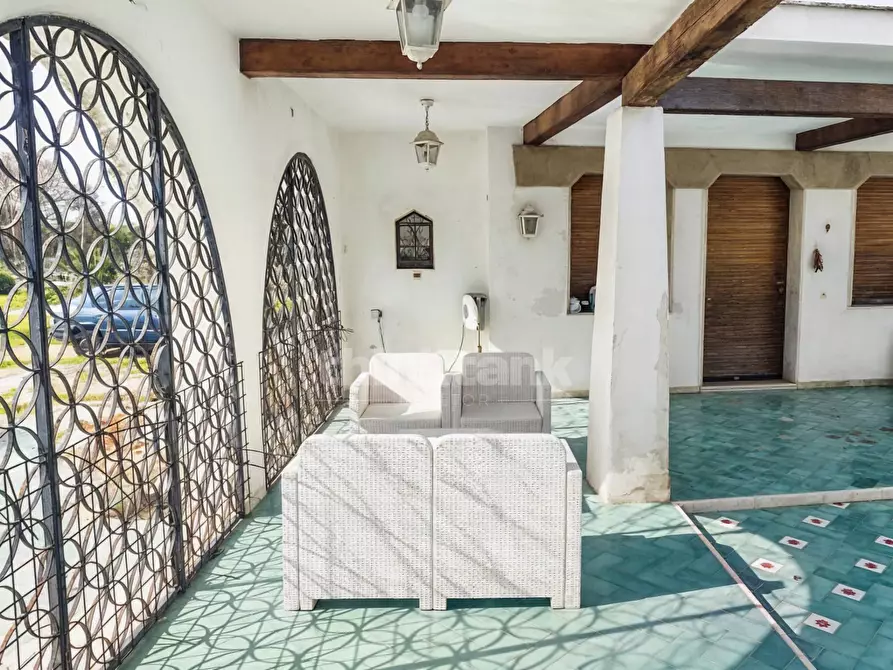 Immagine 4 di Villa in vendita  in Viale Epipoli a Siracusa