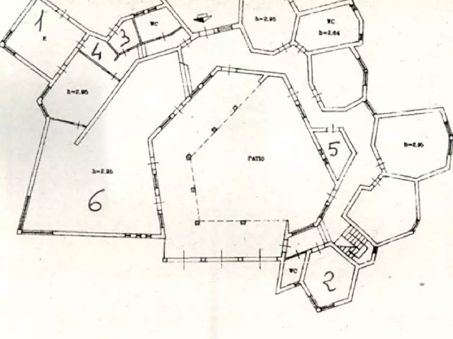 Immagine 24 di Villa in vendita  in Viale Epipoli a Siracusa