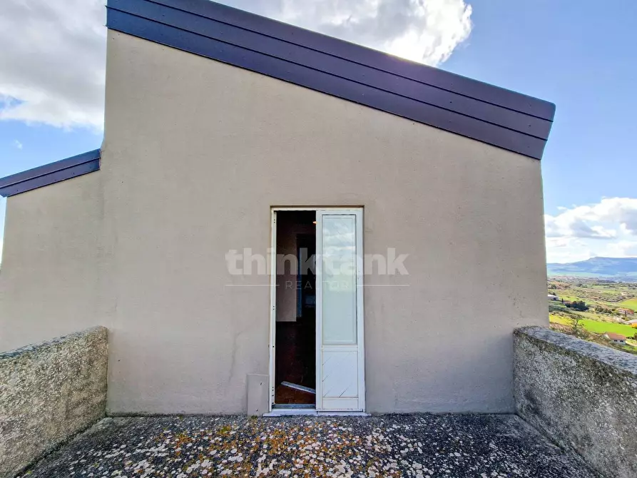 Immagine 18 di Rustico / casale in vendita  in contrada pacinosi a Nissoria