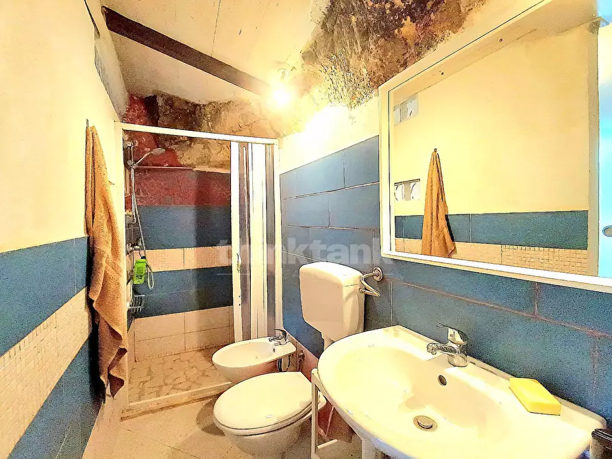 Immagine 11 di Villa in vendita  in via catena a Modica