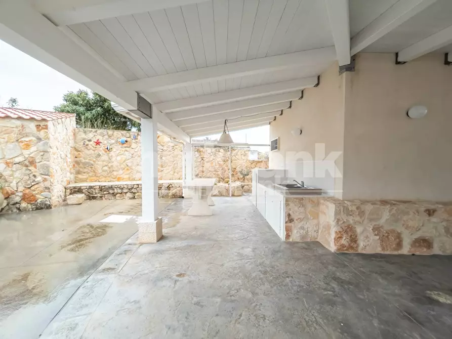 Immagine 27 di Villa in vendita  in Via delle Viole a Ispica