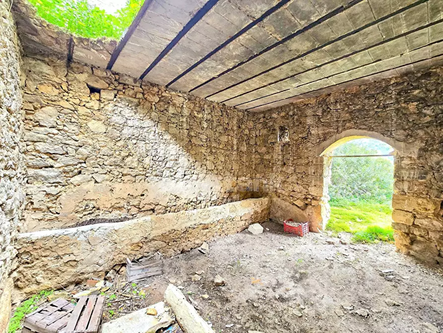 Immagine 15 di Rustico / casale in vendita  in Strada per Vittoria a Vittoria
