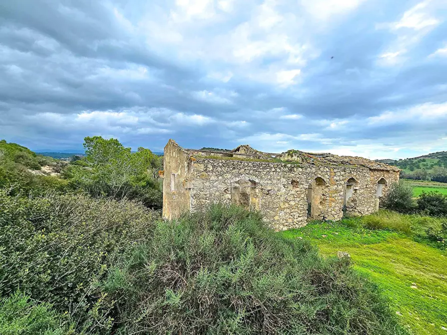 Immagine 6 di Rustico / casale in vendita  in Strada per Vittoria a Vittoria