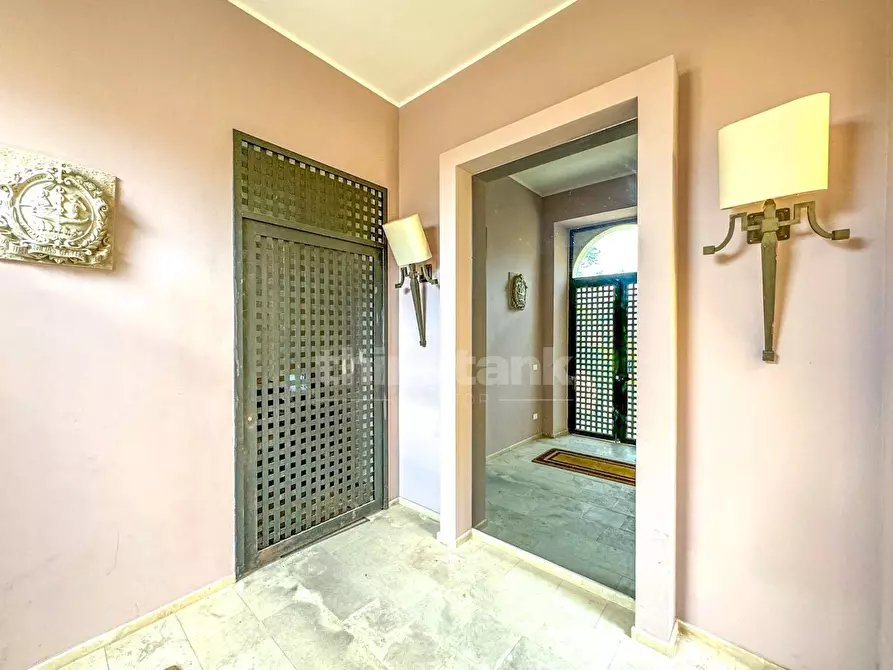 Immagine 20 di Loft/Open space in vendita  in via Aurispa a Noto