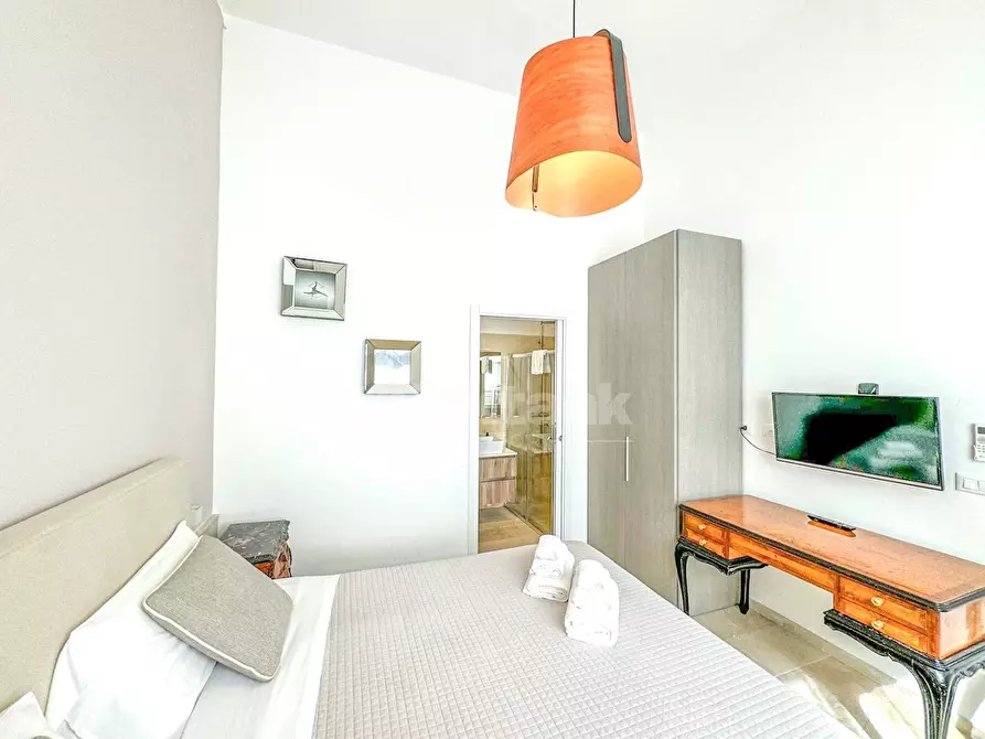 Immagine 14 di Loft/Open space in vendita  in via Aurispa a Noto