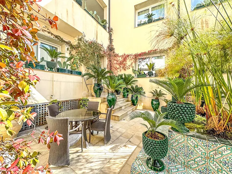 Immagine 2 di Loft/Open space in vendita  in via Aurispa a Noto