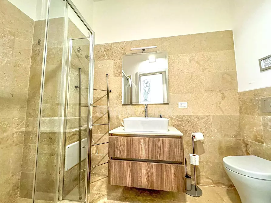 Immagine 19 di Loft/Open space in vendita  in via Aurispa a Noto