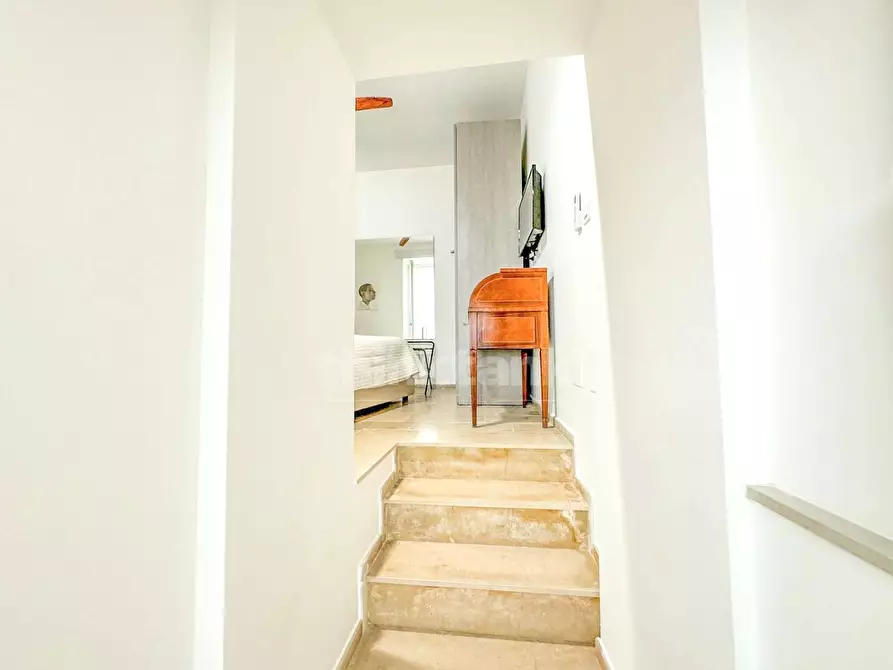 Immagine 13 di Loft/Open space in vendita  in via Aurispa a Noto