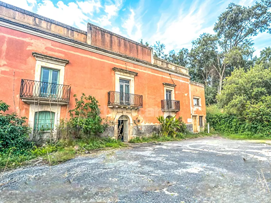 Immagine 13 di Rustico / casale in vendita  in via circonvallazione a Caltagirone
