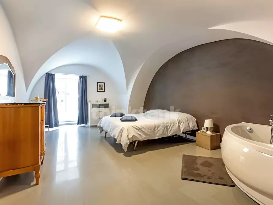 Immagine 1 di Appartamento in vendita  in Via Plebiscito a Catania